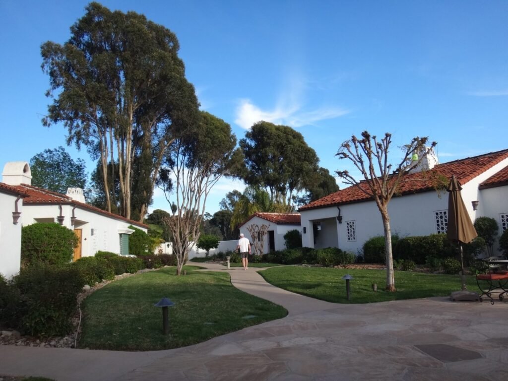 playground-earth-ojaivalleyinn