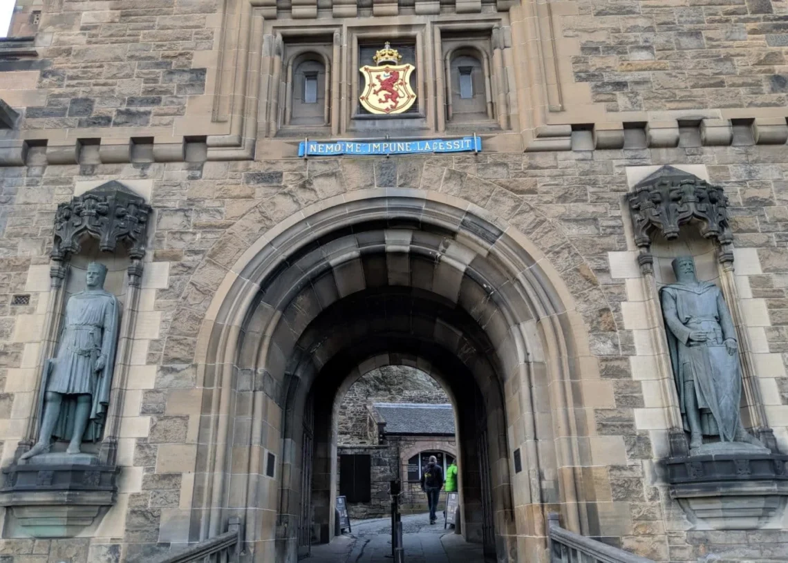 Playground Earth | Edinburgh Castle Entrance