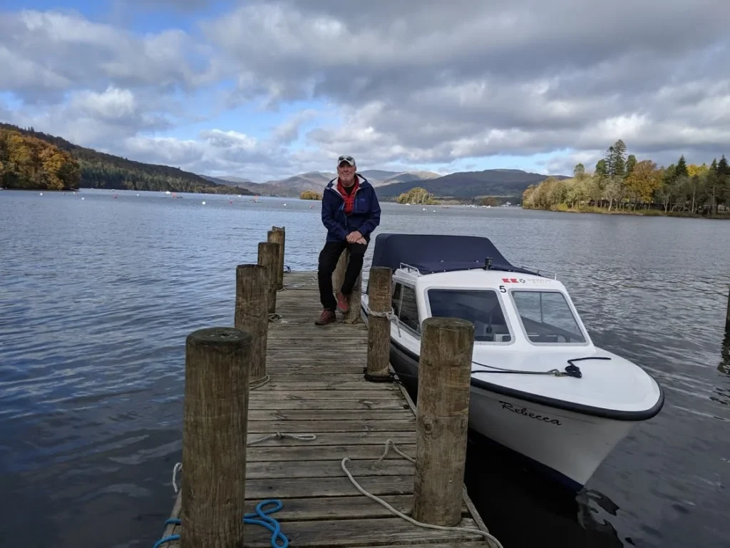 Playground Earth | Lake Windemere l Our boat