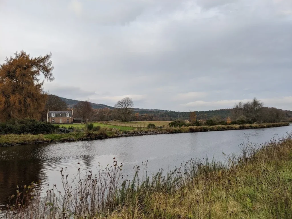 Playground Earth | Fort William l Caledonian Canal