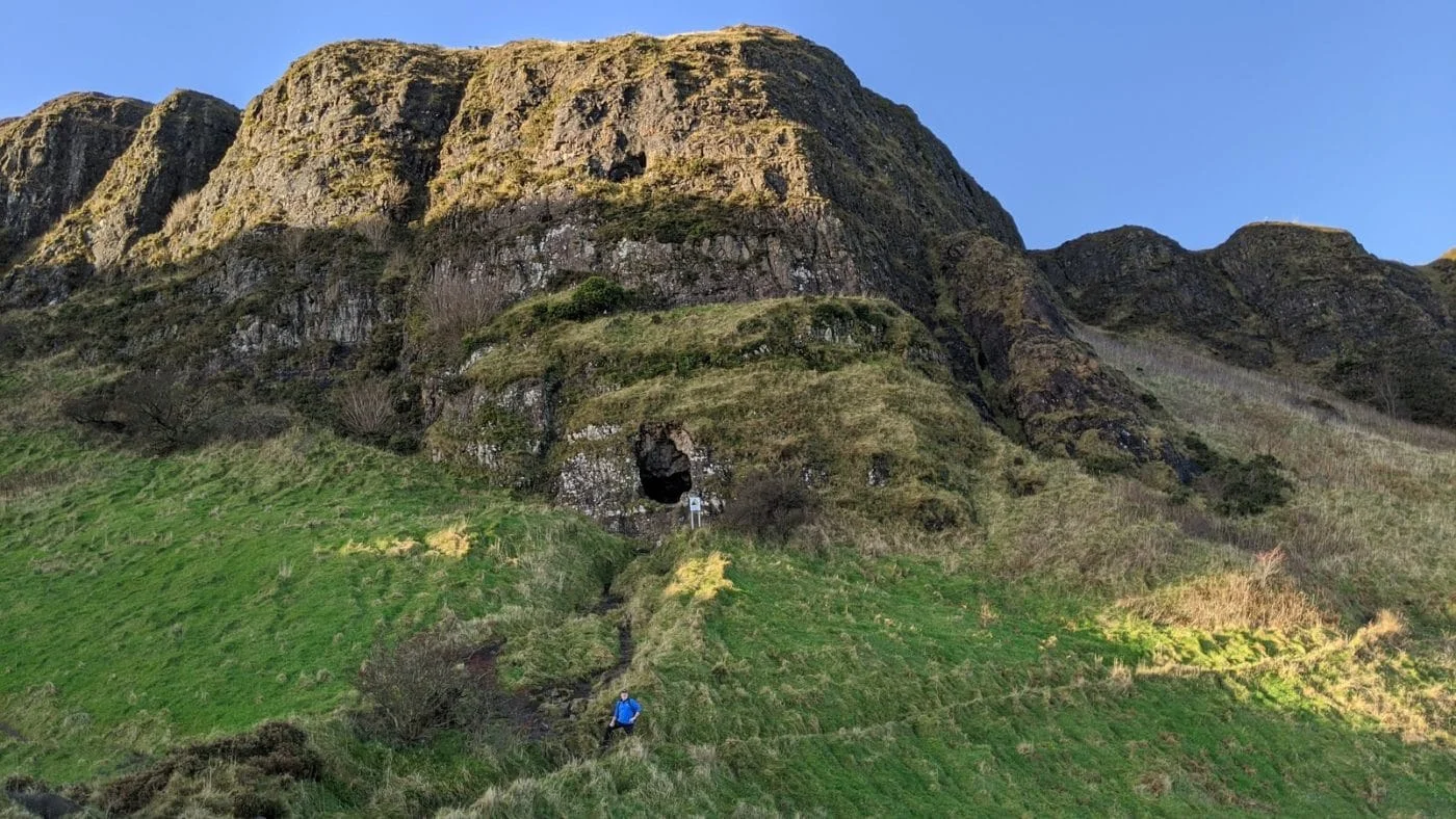 playground-earth 
Belfast City  Cave Hill