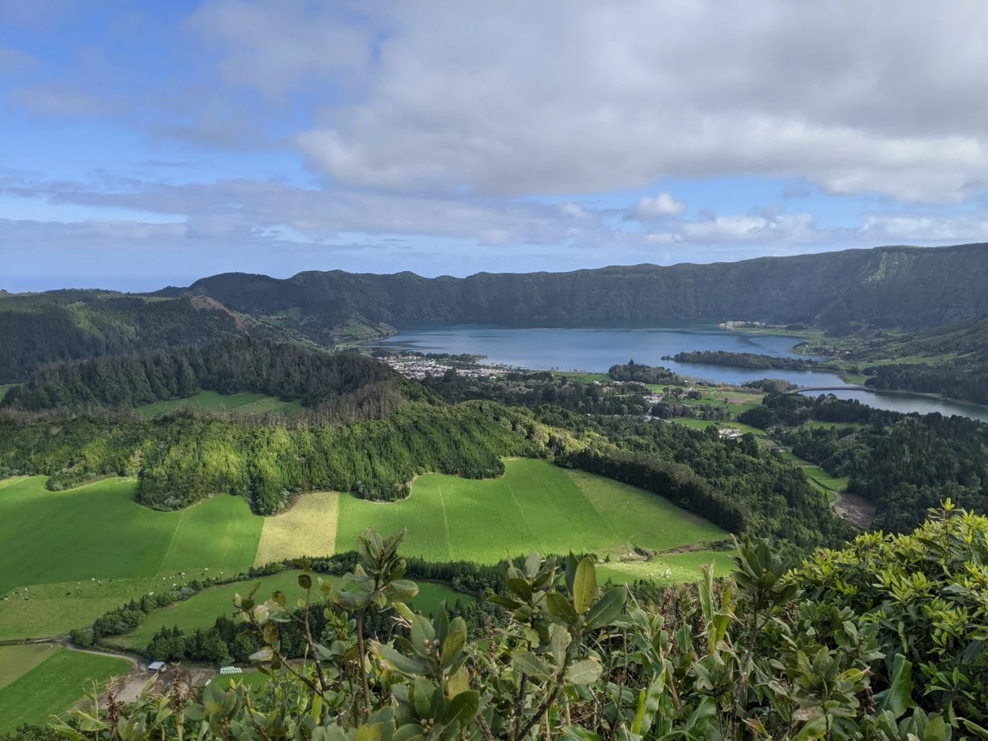 Sete Cidades Feature