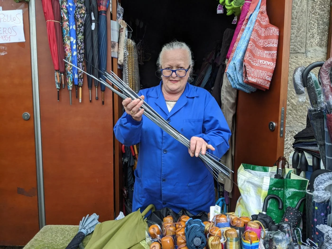 Victoria Umbrella Lady Feature