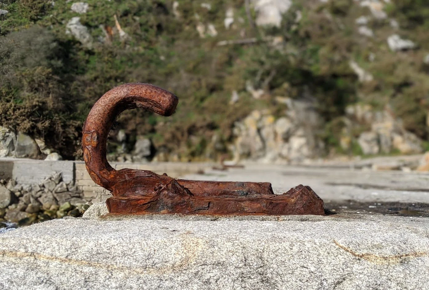 Playground Earth l Spain's Cies Islands l Rusty pier anchor