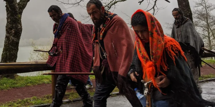 Romeiros of Sao Miguel Feature