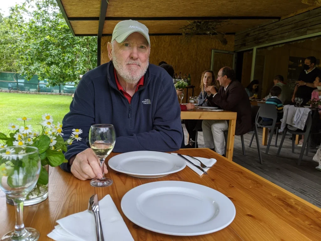 Furnas Lake Dinning
