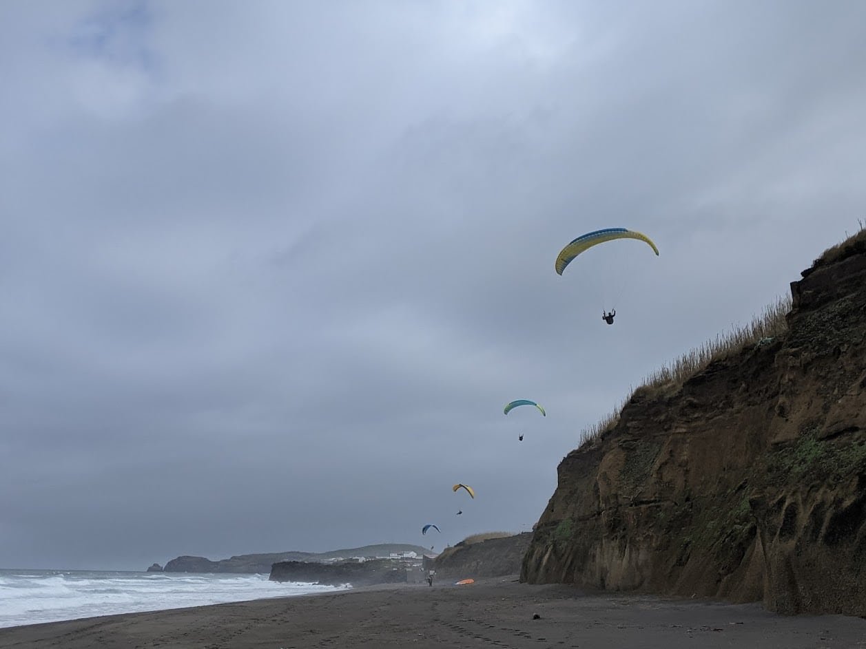 PGE l Santa Barbara Beach l Cleared for take-off