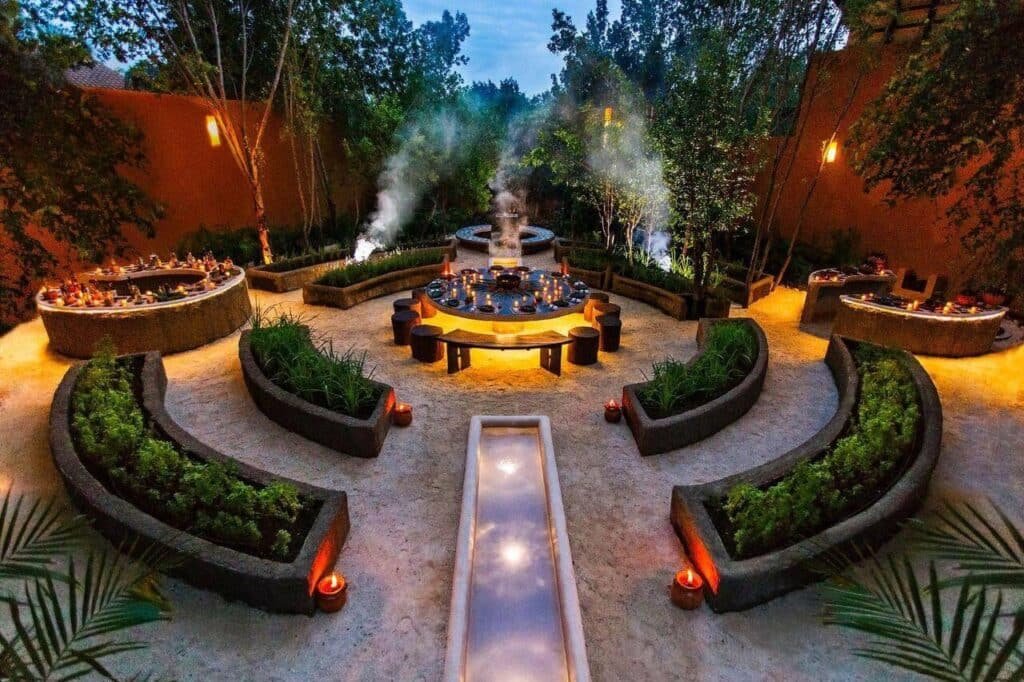 Banyan Tree Mayakoba Outdoor dining area